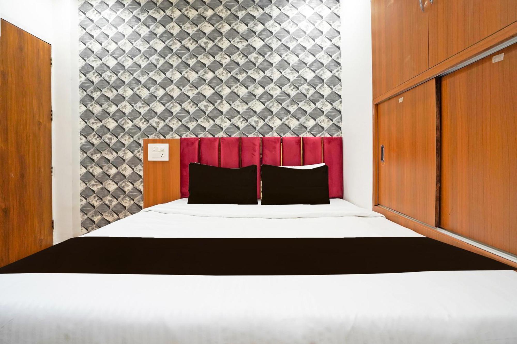 נאגפור Super Hotel O Sunshine Villa מראה חיצוני תמונה